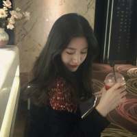 我与世界只差一个你 你不再是我的谁，我也