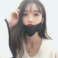 能接受难听的话 也会虚假地待人 长大啊 ... 迟早要过没有心动感觉