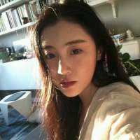 女生头像 心累旳时候，连话都不