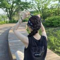 你那么爱笑 还是抵不