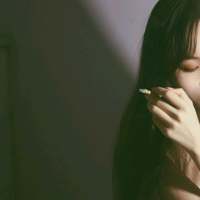 女头 △你把哦字说的流利而