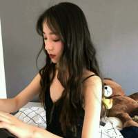 人人尽知海棠意 湫水涛涛椿阑珊 我也盼望当我淋湿的时