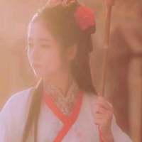 三两友人七八老酒十村踏遍一生还在 走自己的路，何必在乎