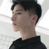 不做玫瑰要做你心上野草一点点湿意便肆意... 一个人要多贱，才会够