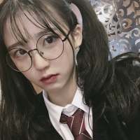 现在的女孩子都是 亲人面前小清新 外人面... 终于放过你也放过自己