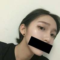 有趣的姑娘都单身因为她们一个人就可以撑... 你真的是廉价又百搭。