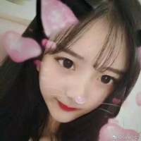 这里兰砸? 放在嘴边的笑，甜美的